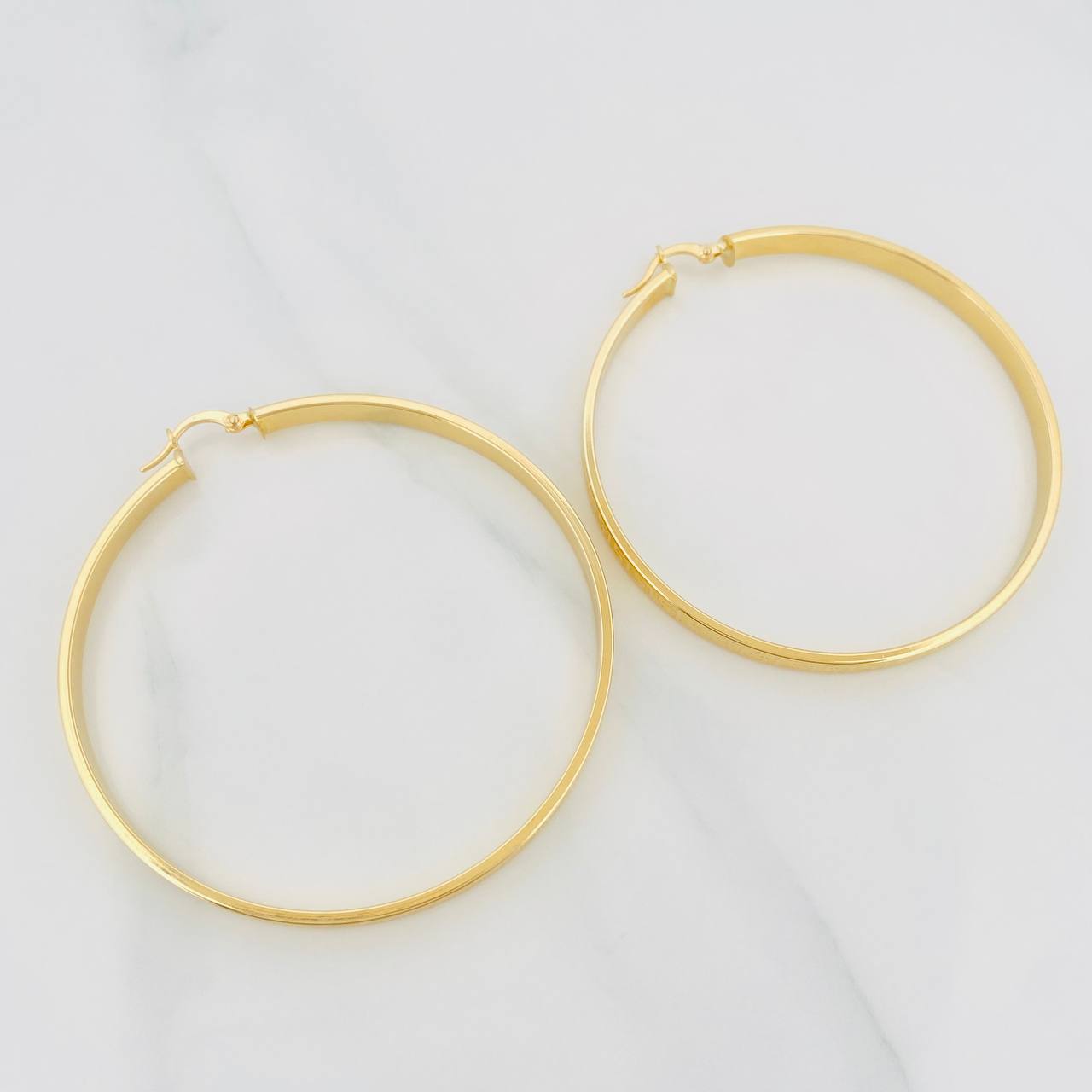 Candongas Tribal 7.45g / 2 1/2 in Oro Amarillo 18K
