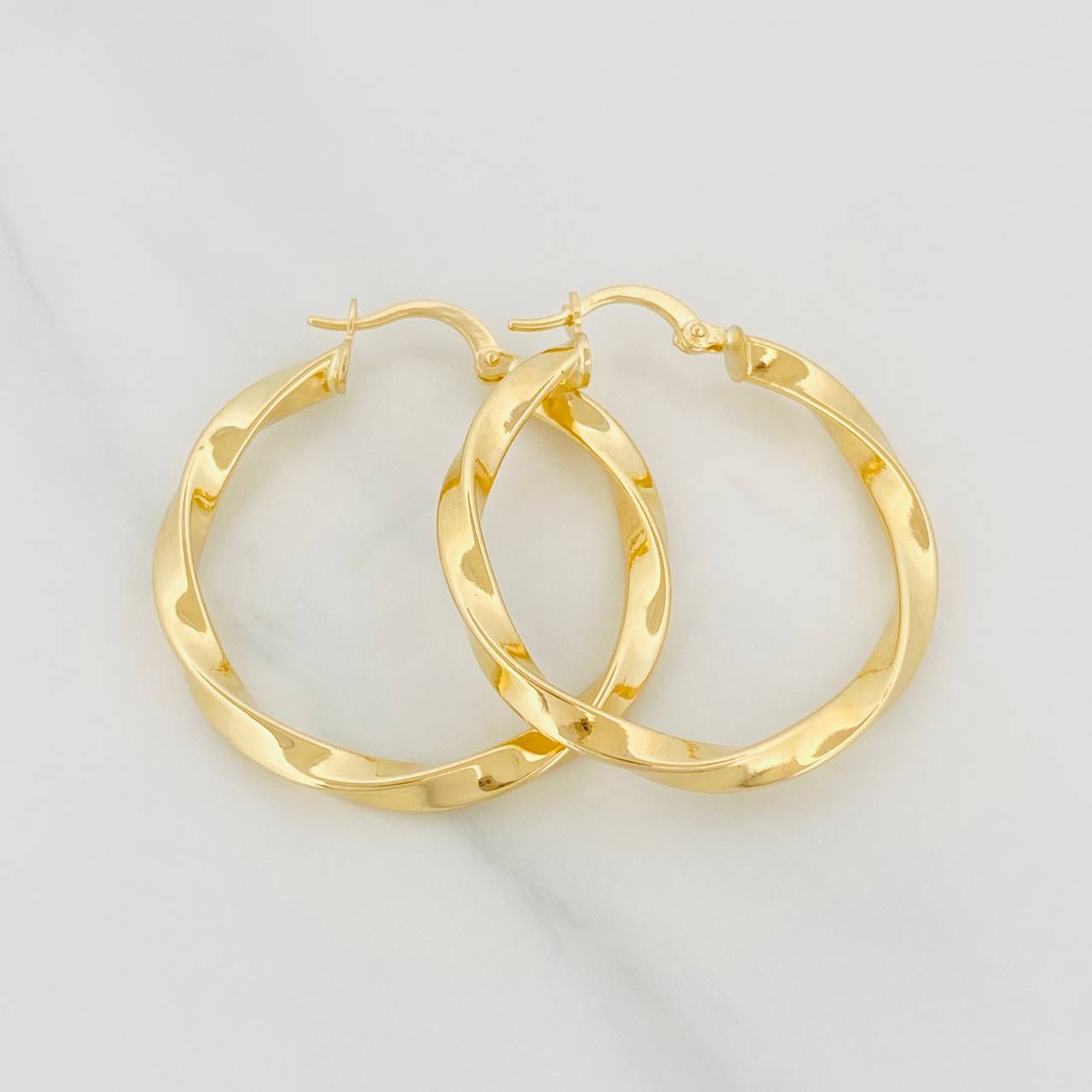 Hoop Earrings Kari 2.95g / 1 1/4 in Yellow Gold 18K