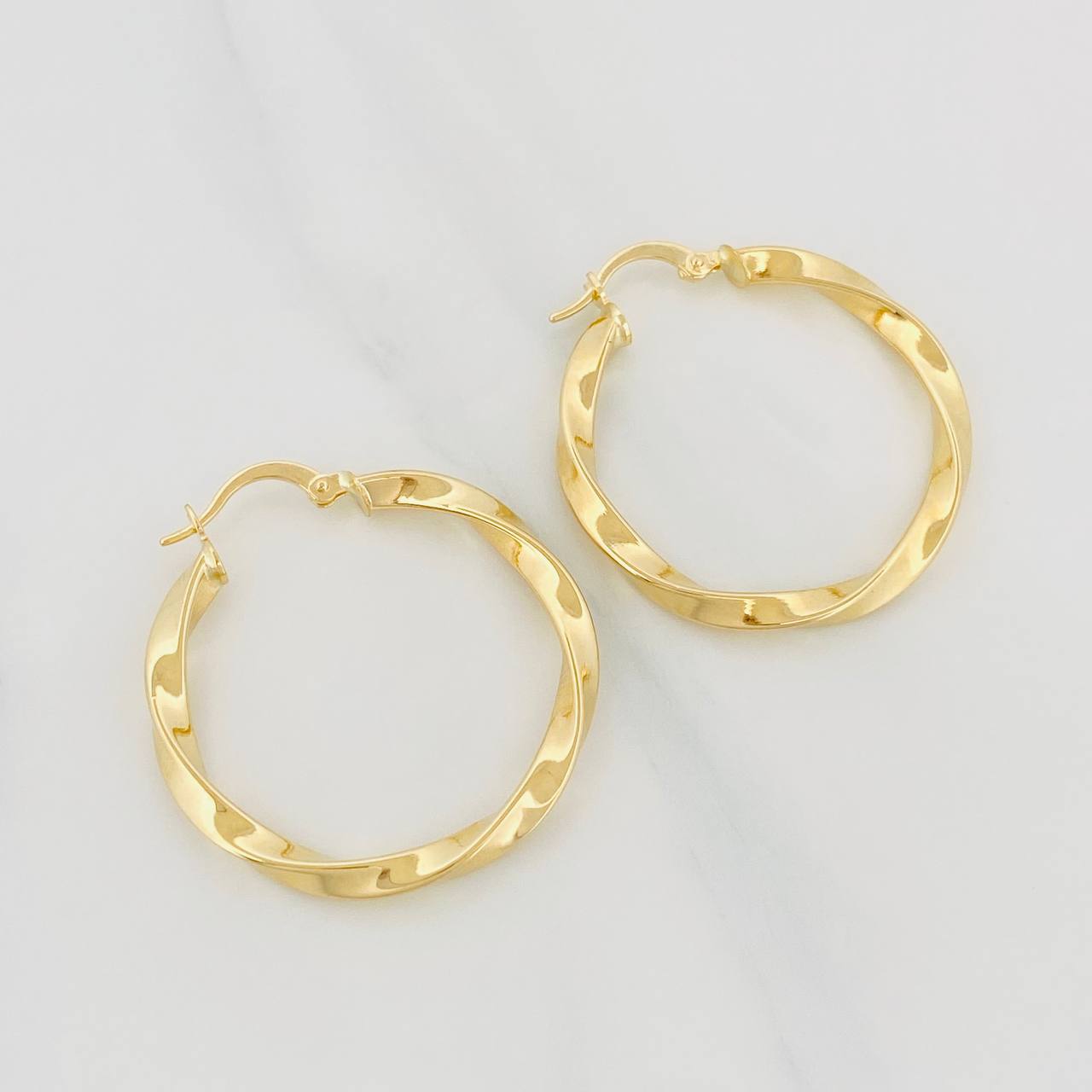 Hoop Earrings Kari 2.95g / 1 1/4 in Yellow Gold 18K