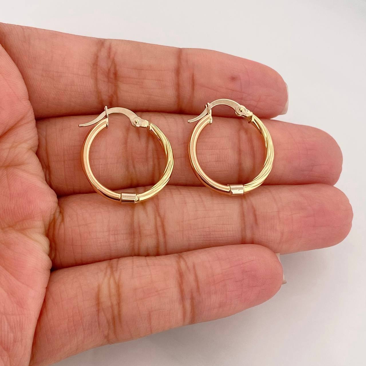 Candongas Adel 1.5g / 3/4 in Tres Oros 18K