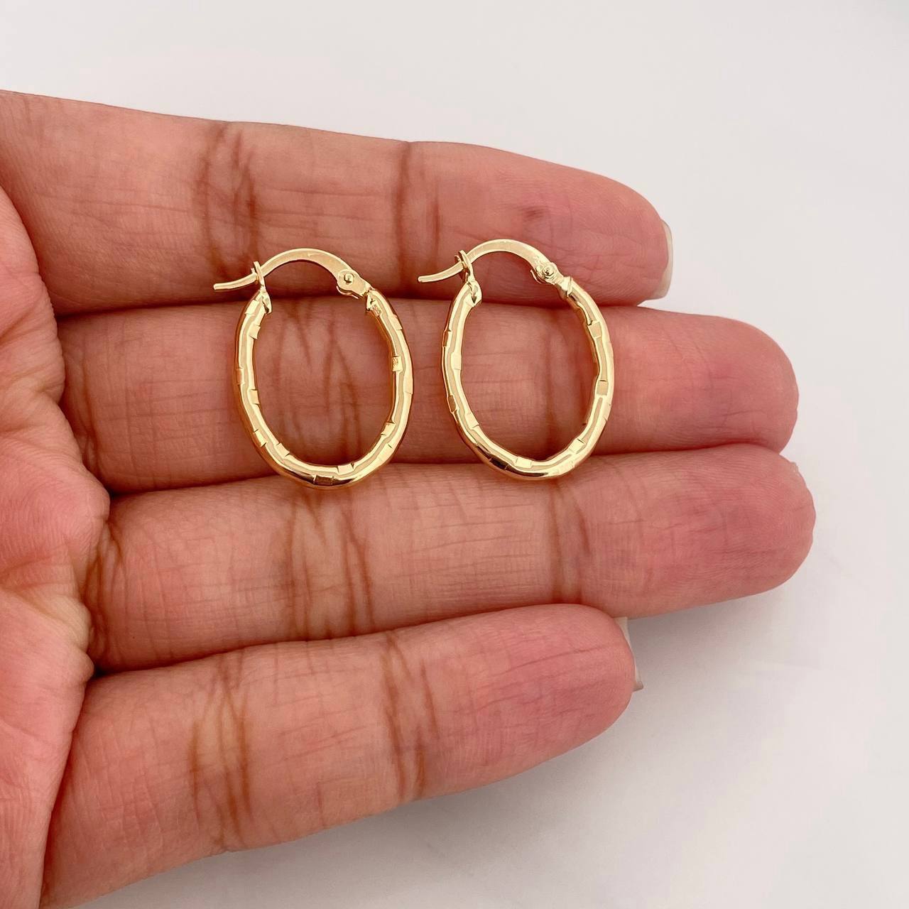 Candongas Lucero Ovaladas 1.45g / 3/4 in Oro Amarillo 18K