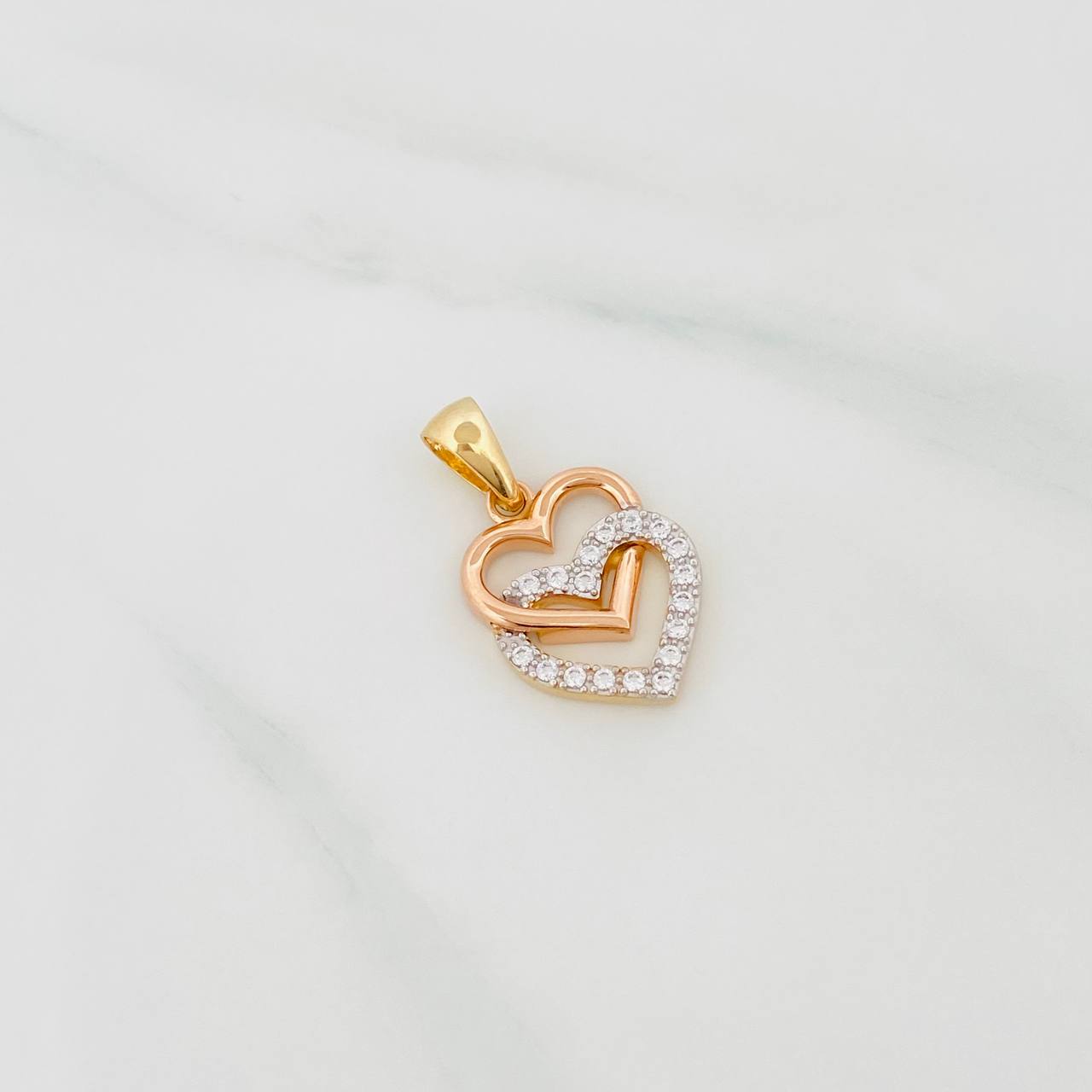 Pendant Hearts 2.45g / 1 in Three Golds 18K