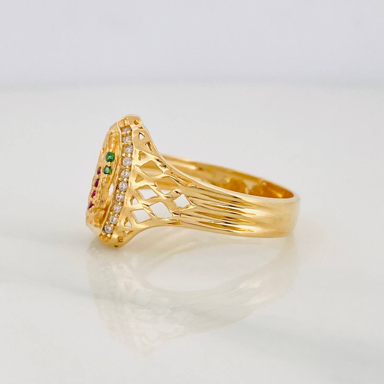 Virgin of Guadalupe Ring 3.7g / T7 1/2 Yellow Gold 18K