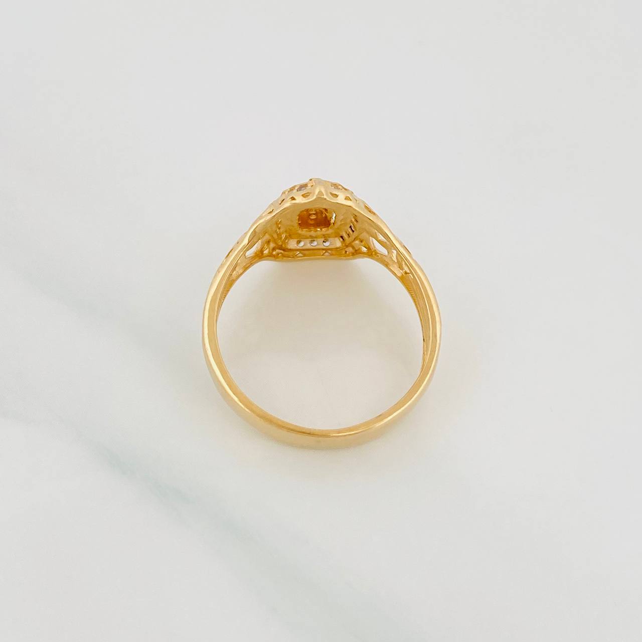 Virgin of Guadalupe Ring 3.7g / T7 1/2 Yellow Gold 18K