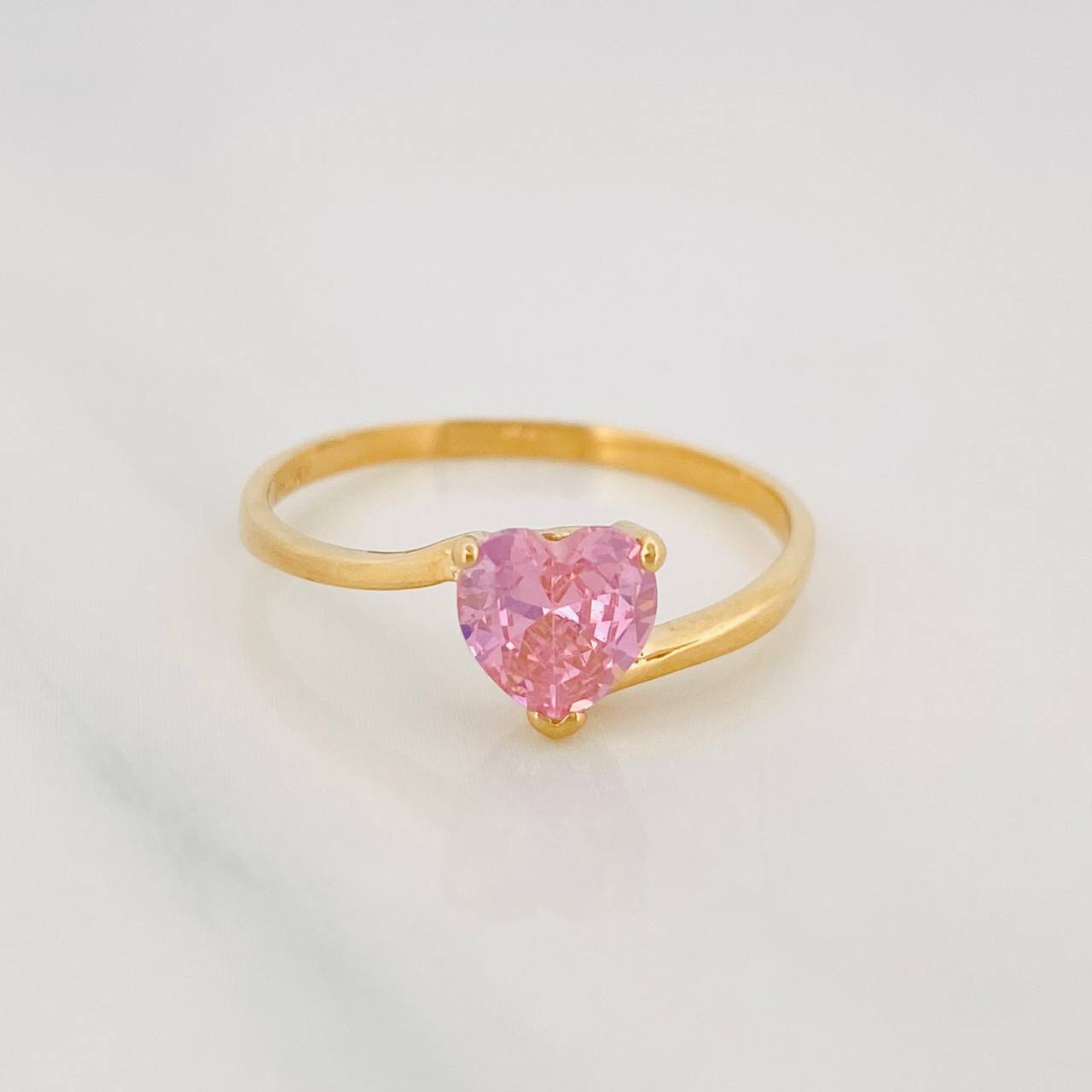 Anillo Solitario Corazon 1.6g / T7 1/4 Oro Amarillo 18K