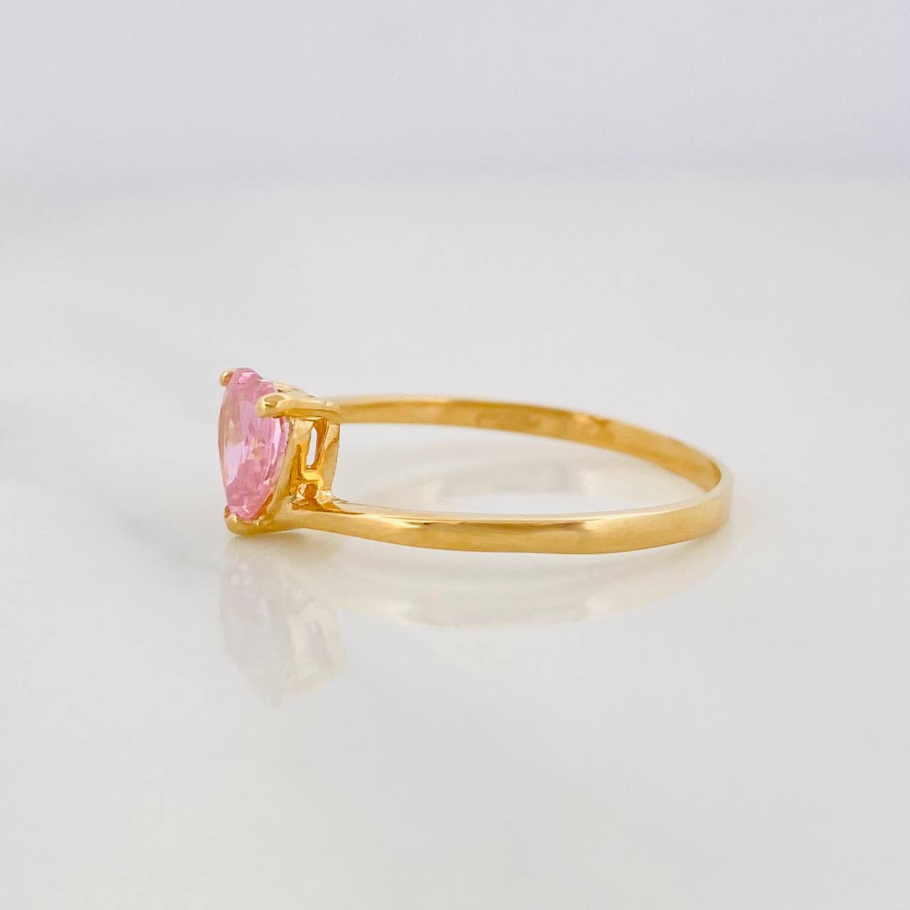 Anillo Solitario Corazon 1.6g / T7 1/4 Oro Amarillo 18K