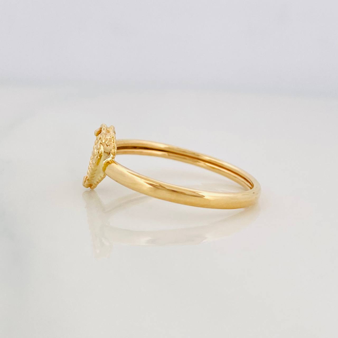 Anillo Corazón Diamantado 0.95g / T5 3/4 Oro Amarillo 18K