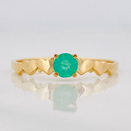 Anillo Corazones Esmeralda 22pts 1.35g / T7 Oro Amarillo 18K