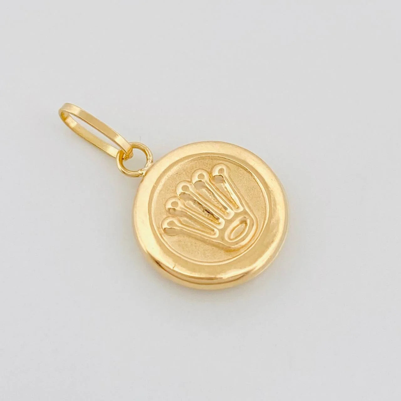 Dije Corona 0.85g / 3/4 in Oro Amarillo 18K