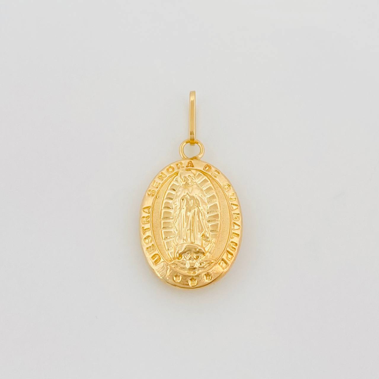 Pendant Virgin of Guadalupe 1.1 g / 1 in Yellow Gold 18K