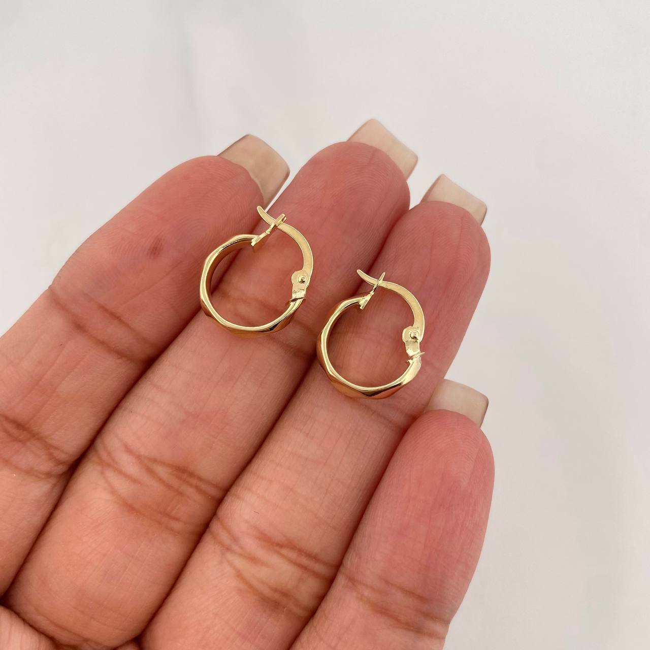 Hoop Earrings Nia 1.1 g / 1/2 in 18K Yellow Gold
