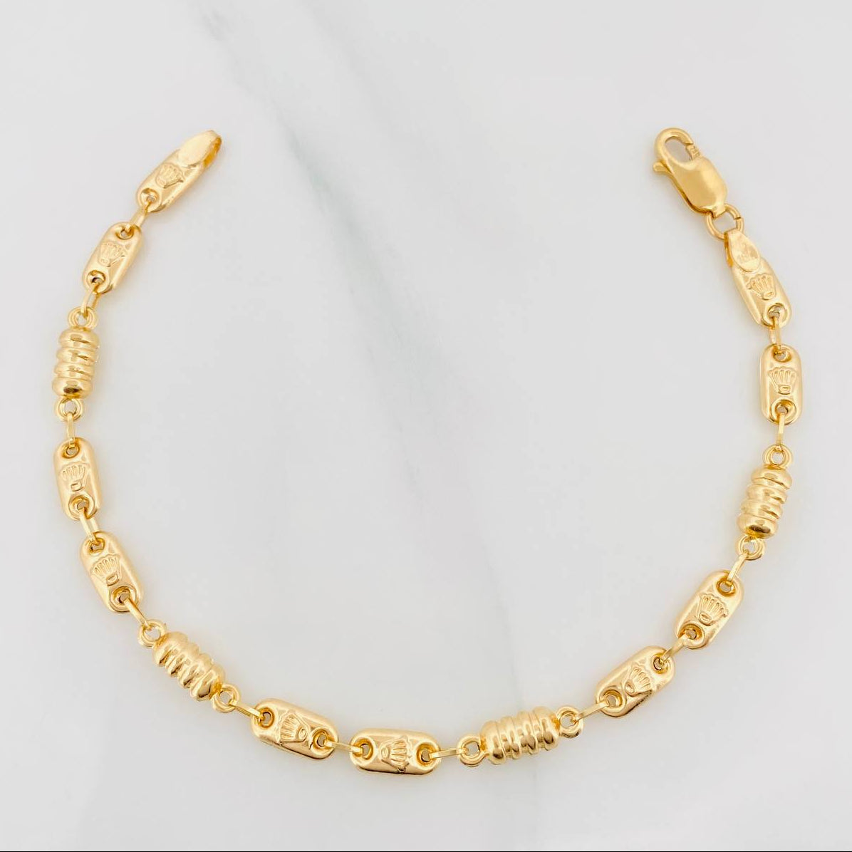 Rustic Bracelet Crown 3.85 g / 7 1/4 in / 4.29 mm 18K Yellow Gold