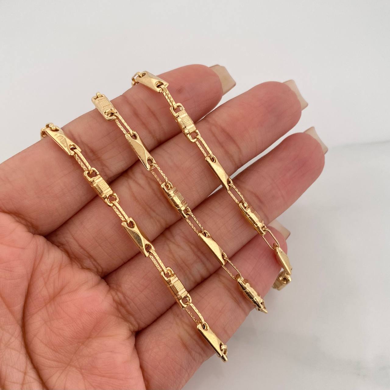 Cadena Rustica Barril Rombo 10.3 g / 24 1/4 in / 3.6 mm Oro Amarillo 18K