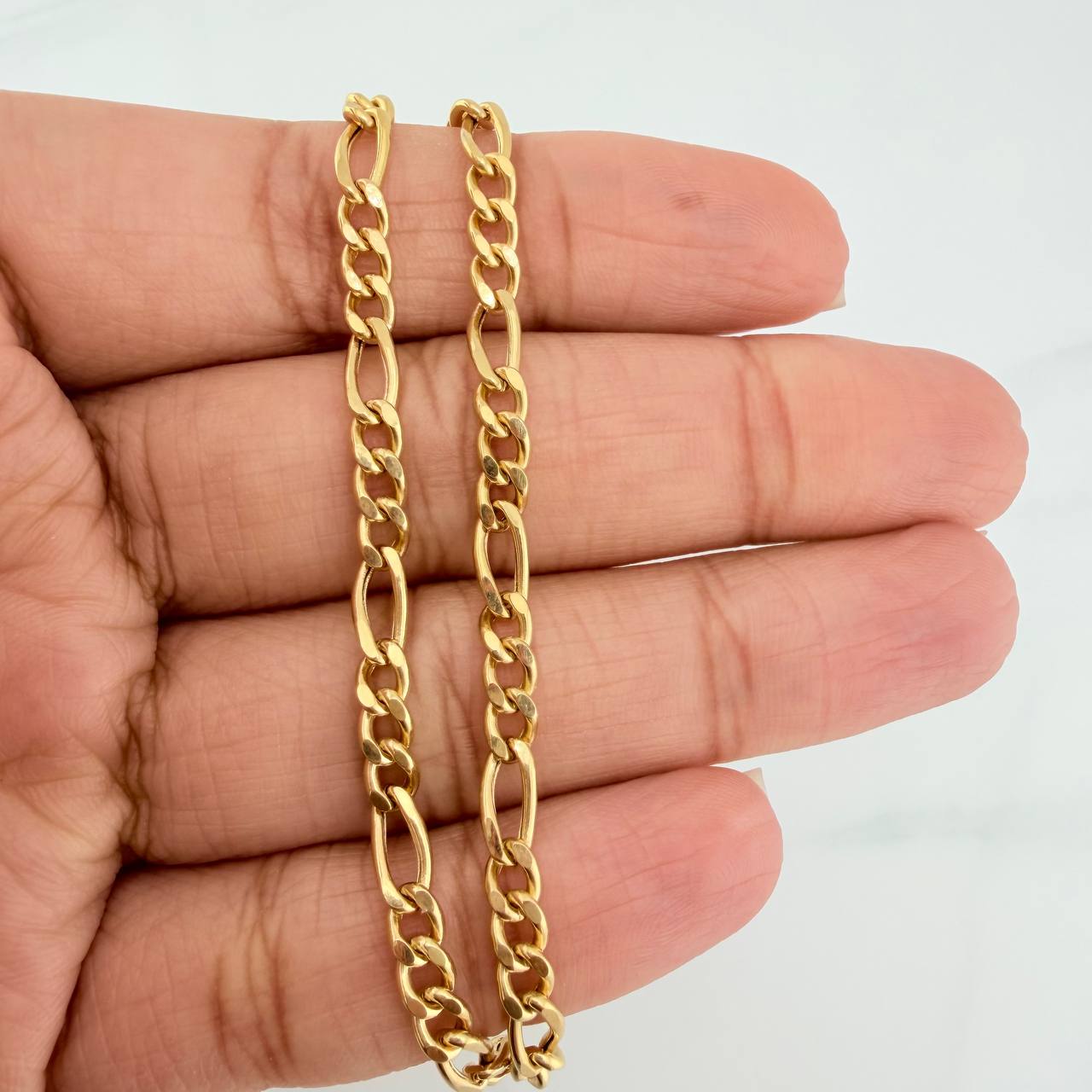 Cadena Figaro 6.2 g / 25 1/2 in / 1.6 mm Oro Amarillo 18K