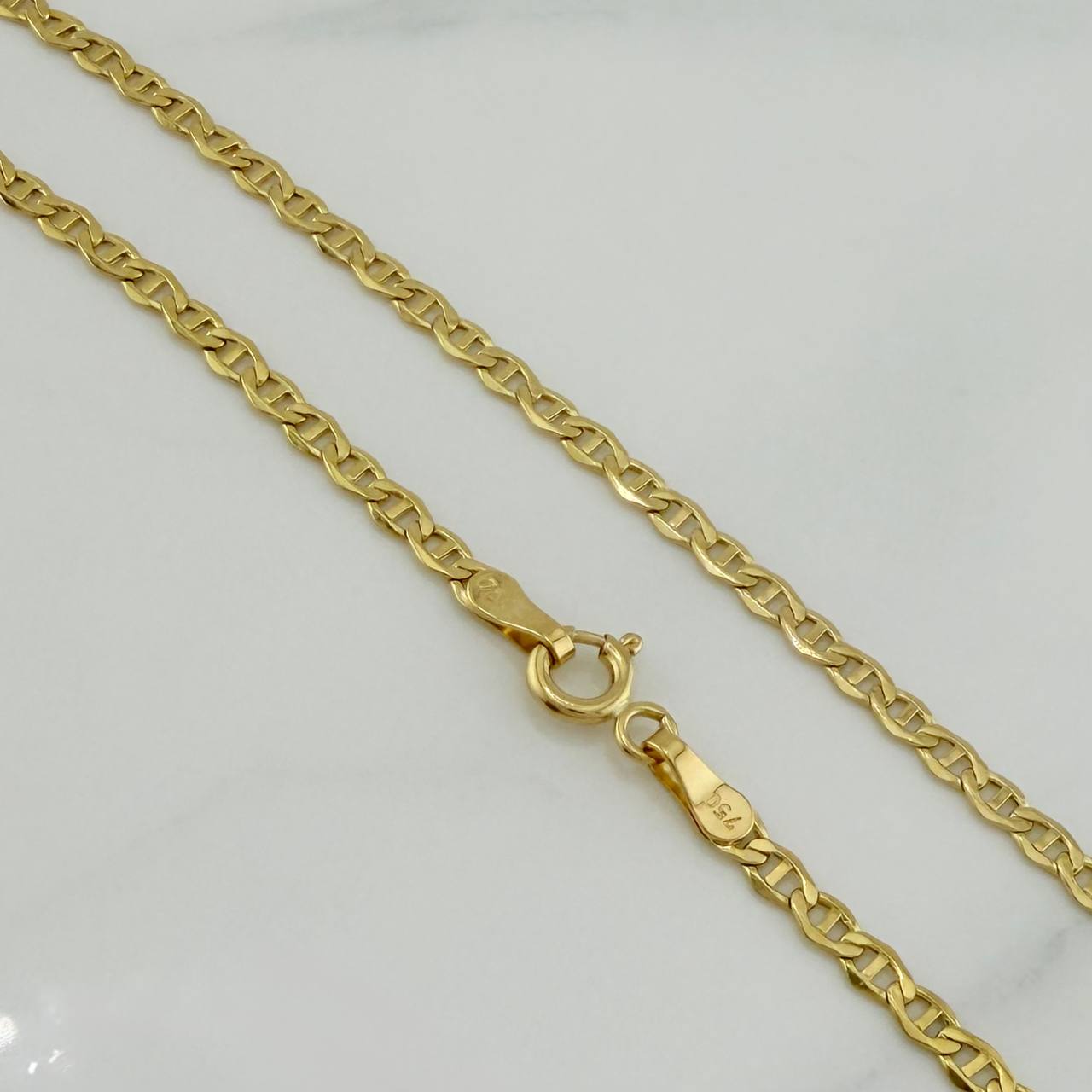 Cadena Escalera 3.3 g / 23 1/2 in / 1 mm Oro Amarillo 18K