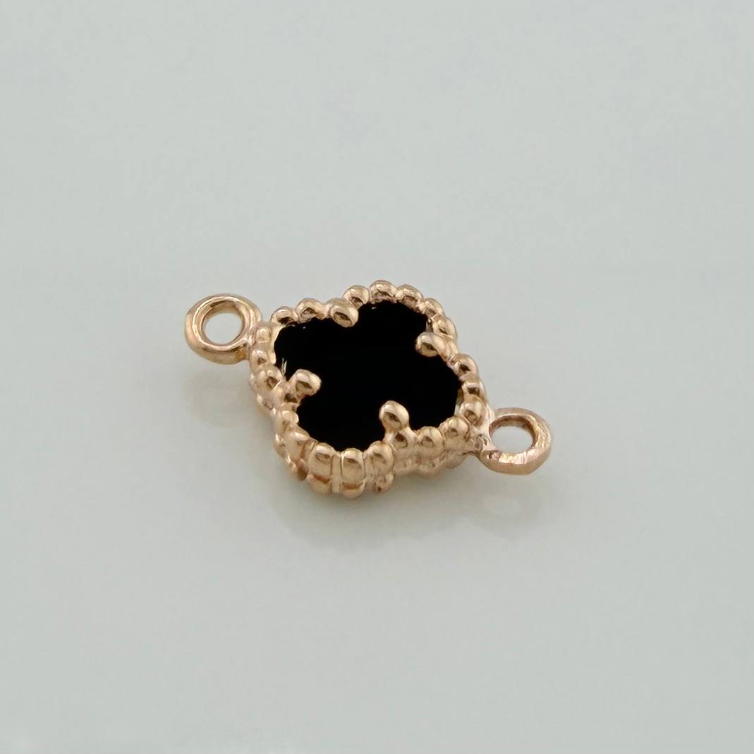 Charm Clover Black Onyx 0.75 g / 1/2 in 18K Rose Gold