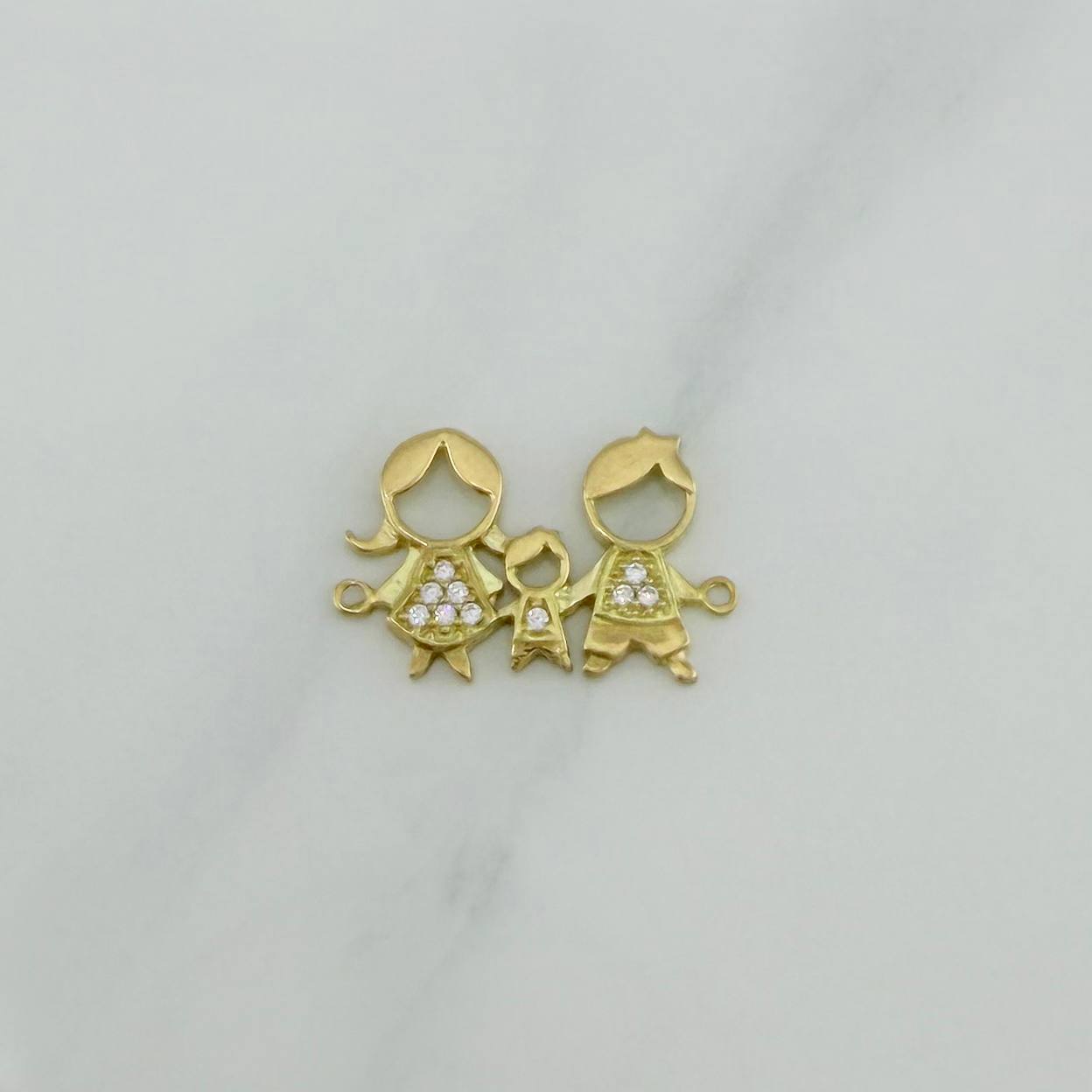 Charm Family Silhouette 1.1 g / 3/4 in 18K Yellow Gold
