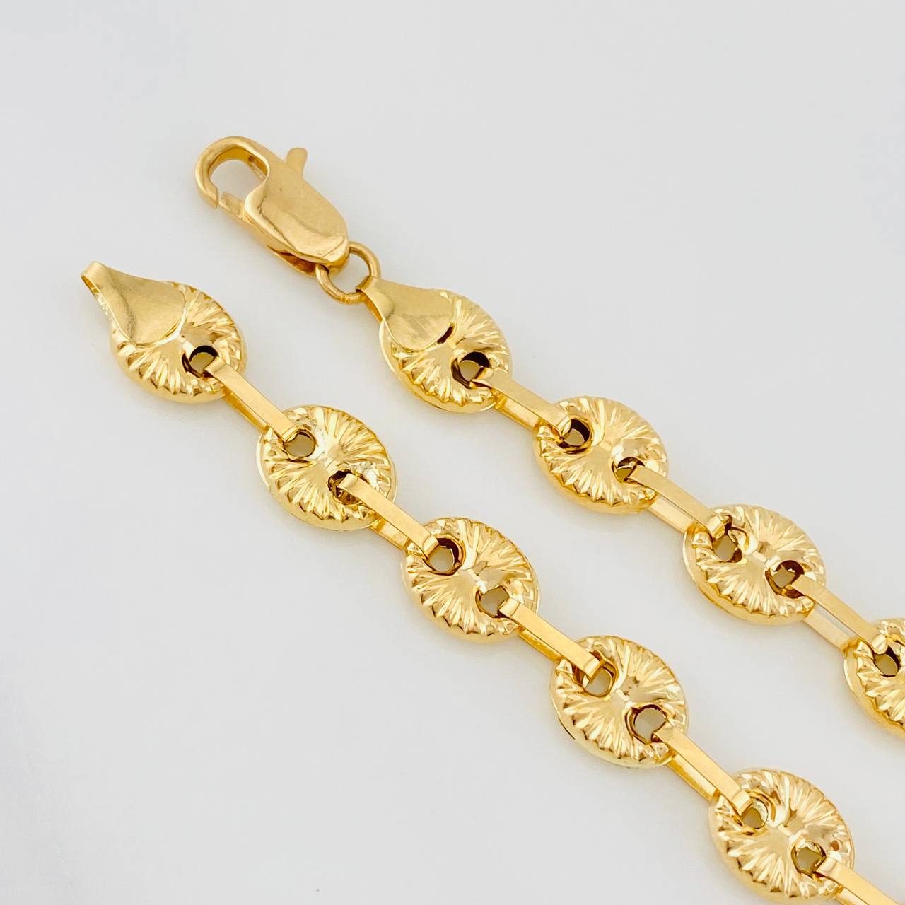 Rustic Anklet GC 10.85g / 10 1/4 in / 8.1mm Yellow Gold 18K