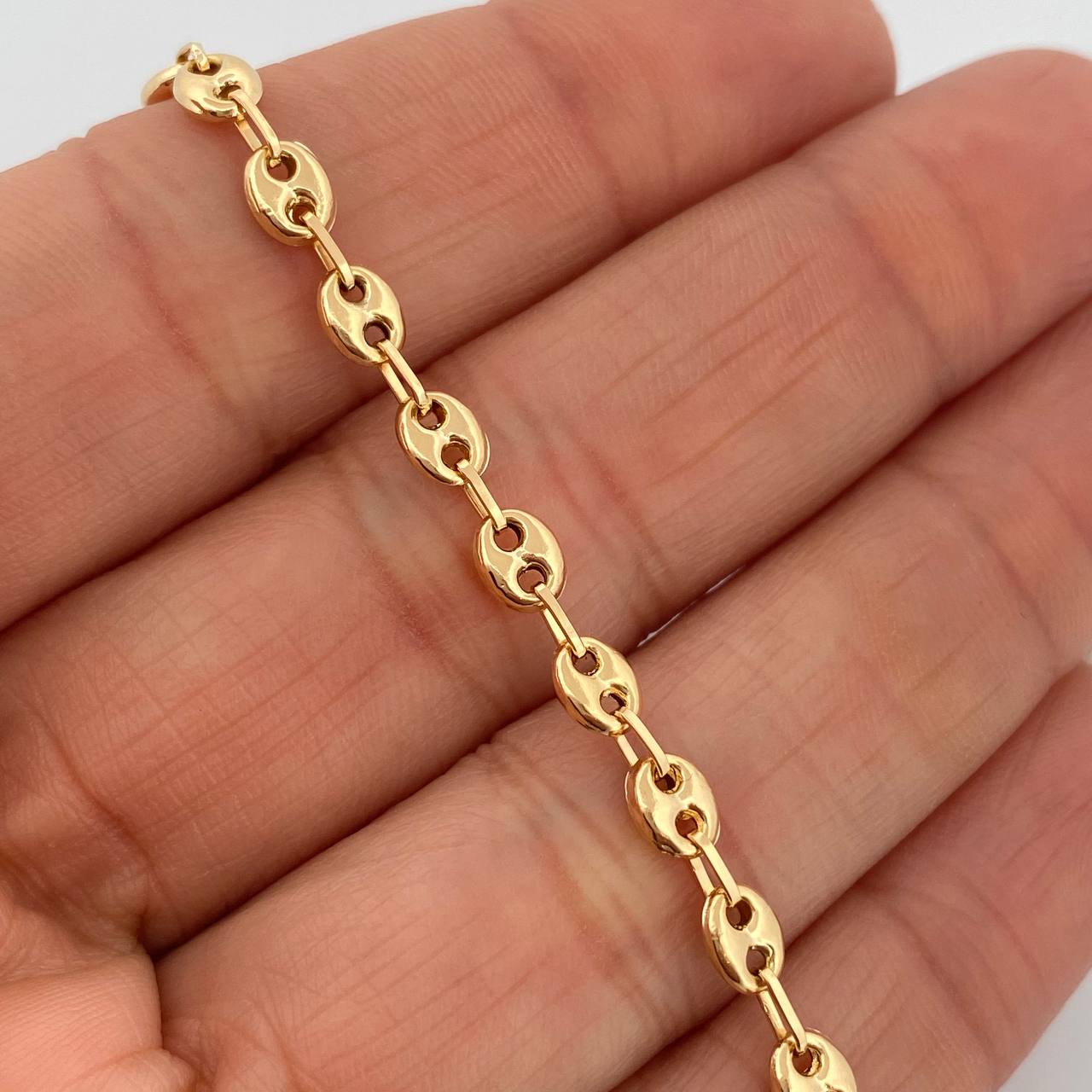 Pulso GC 2.75gr / 7 in / 4.2mm Oro Amarillo 18K %