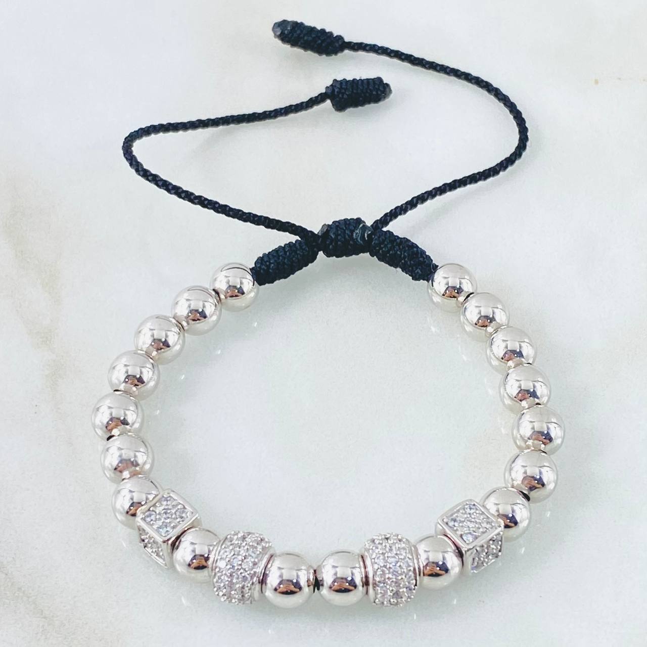 Black Fire Bead Cubicular Bracelet 7.8gr / 18K White Gold