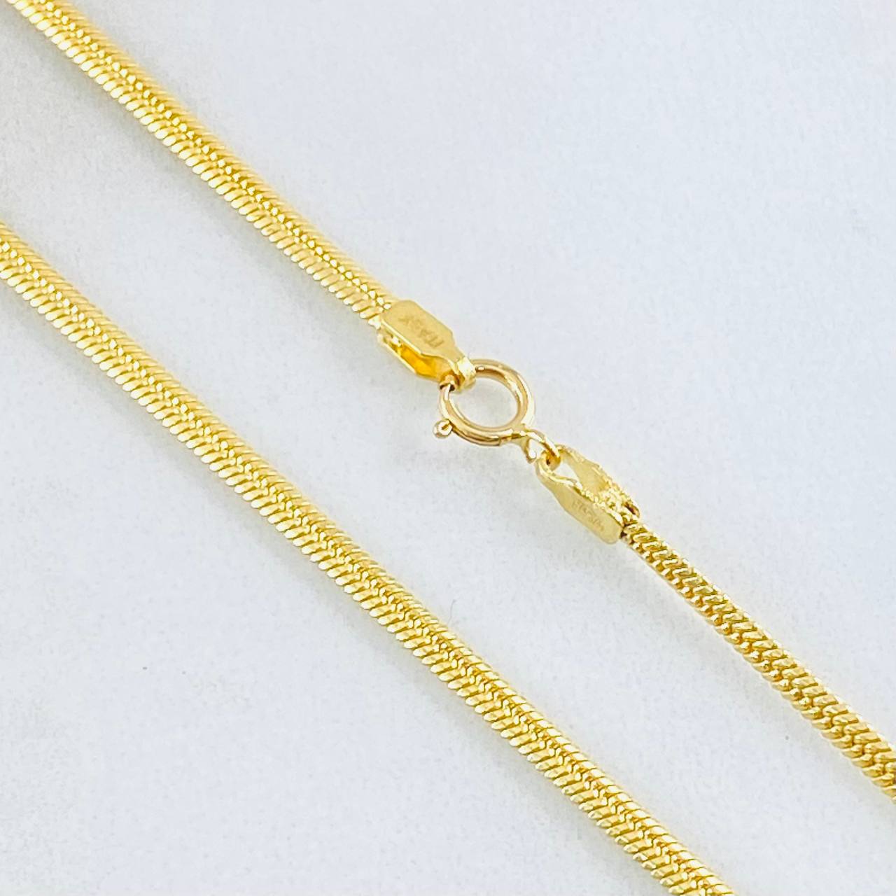 Cadena Serpiente Espejo 11.6gr / 23 1/2 in / Oro Amarillo +3 18K ©