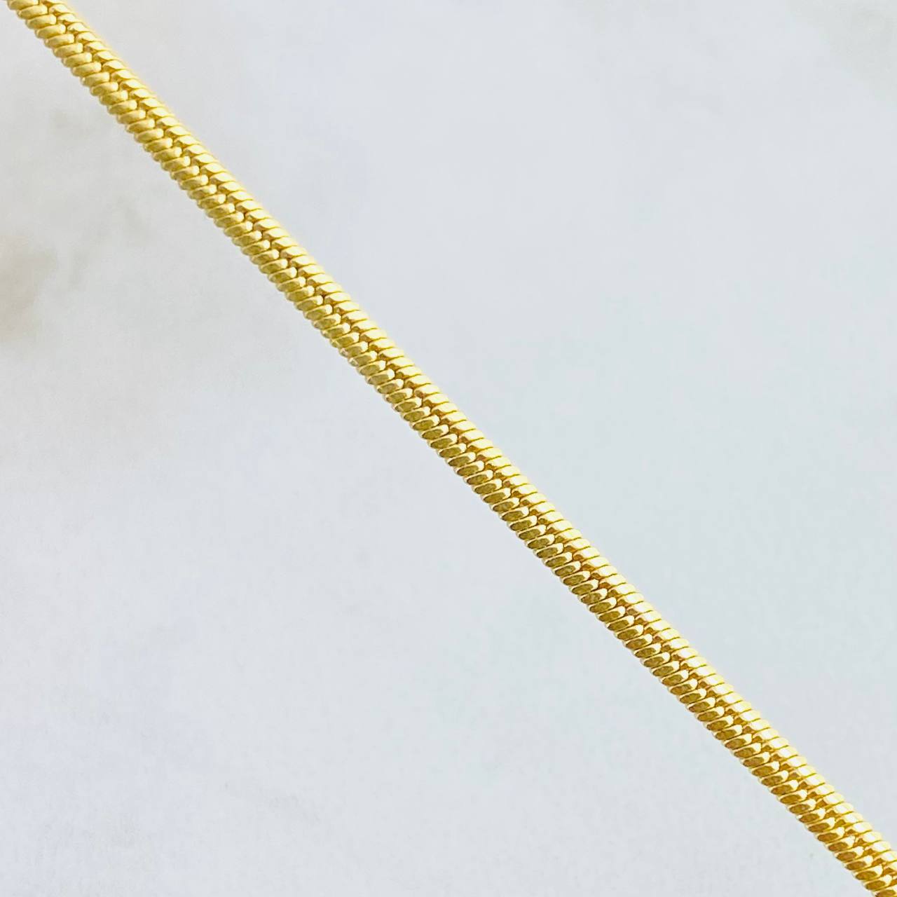 Cadena Serpiente Espejo 11.6gr / 23 1/2 in / Oro Amarillo +3 18K ©