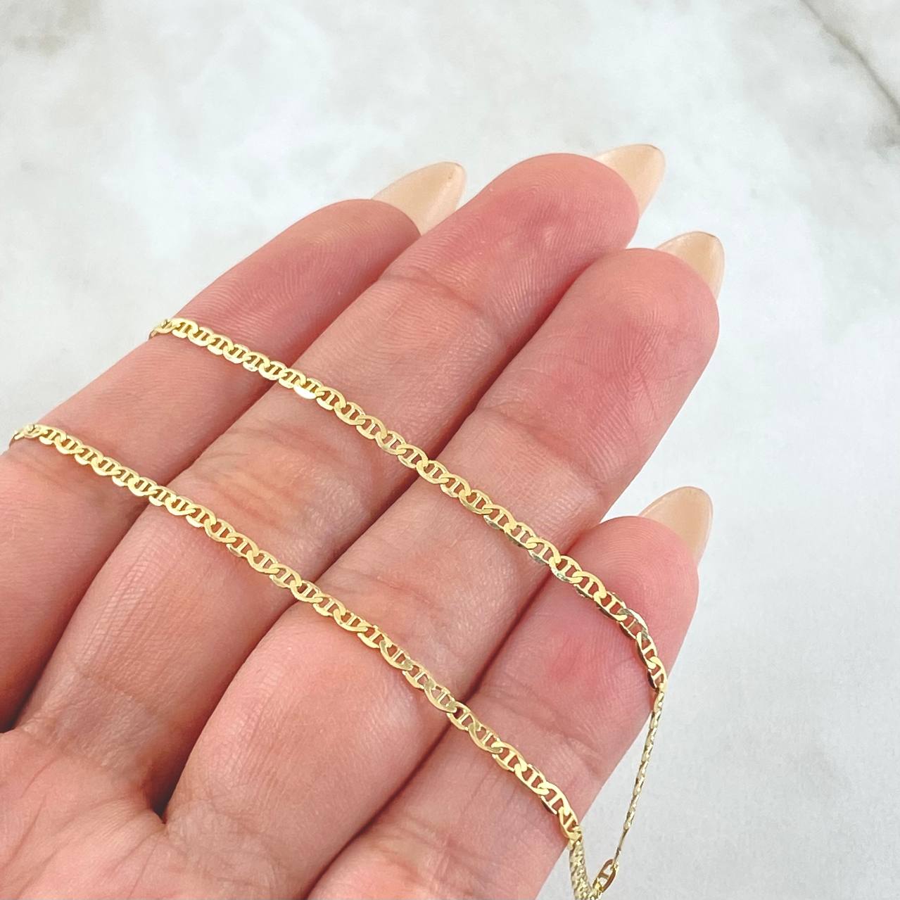 Flat Mariner Chain 4gr / 23 1/2 in / 18K Gold +3
