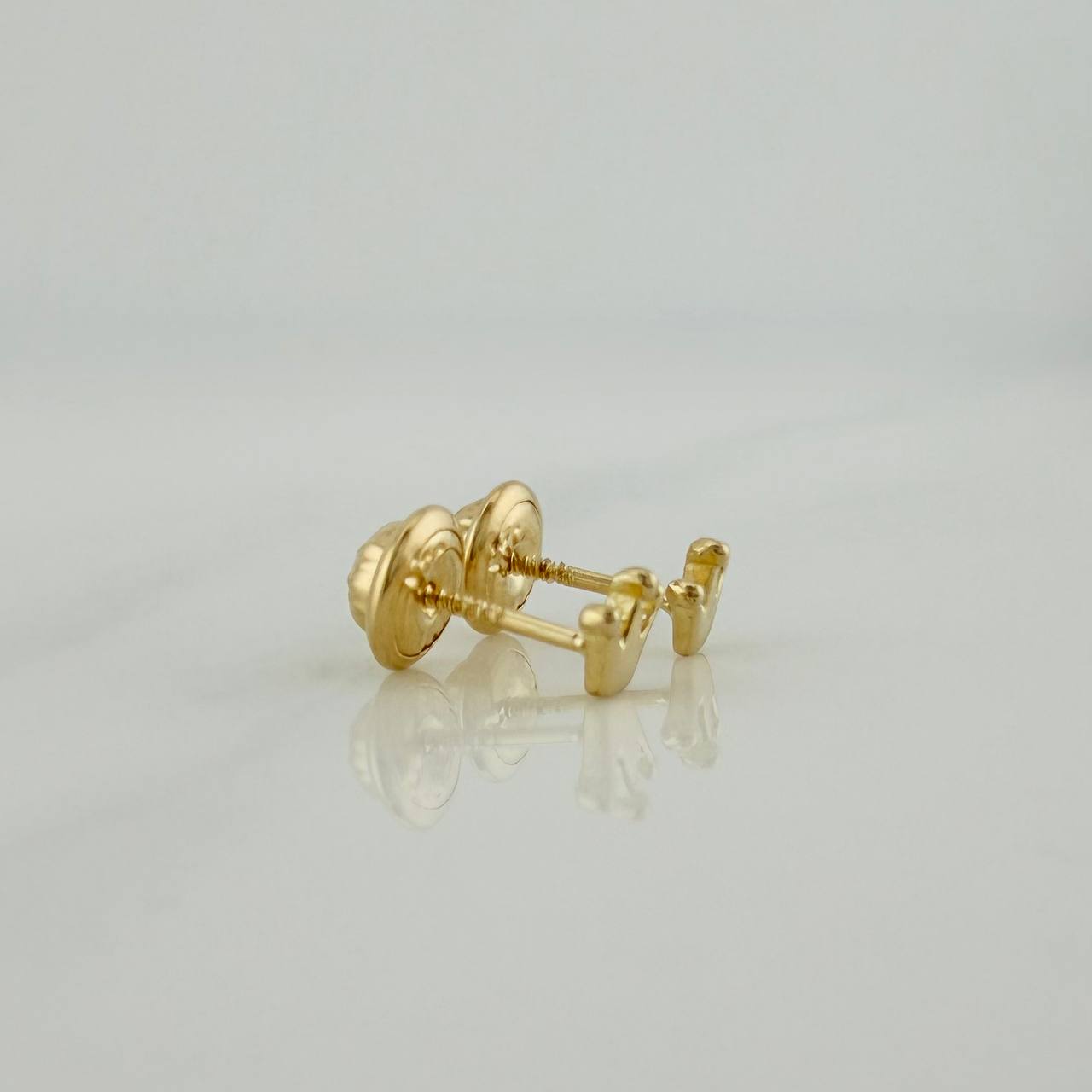 Stud Earrings Crown 0.65g / 4.33mm 18K Yellow Gold &