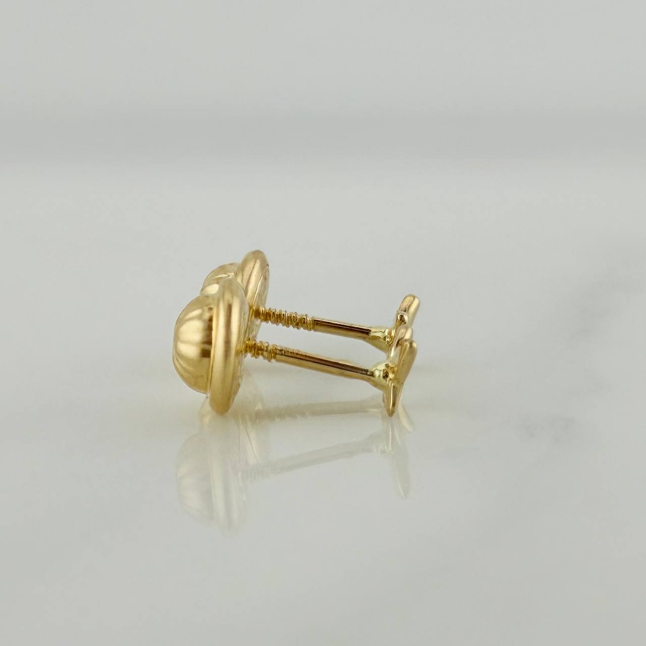 Stud Earrings Butterfly 0.55g / 3.55mm 18K Yellow Gold &