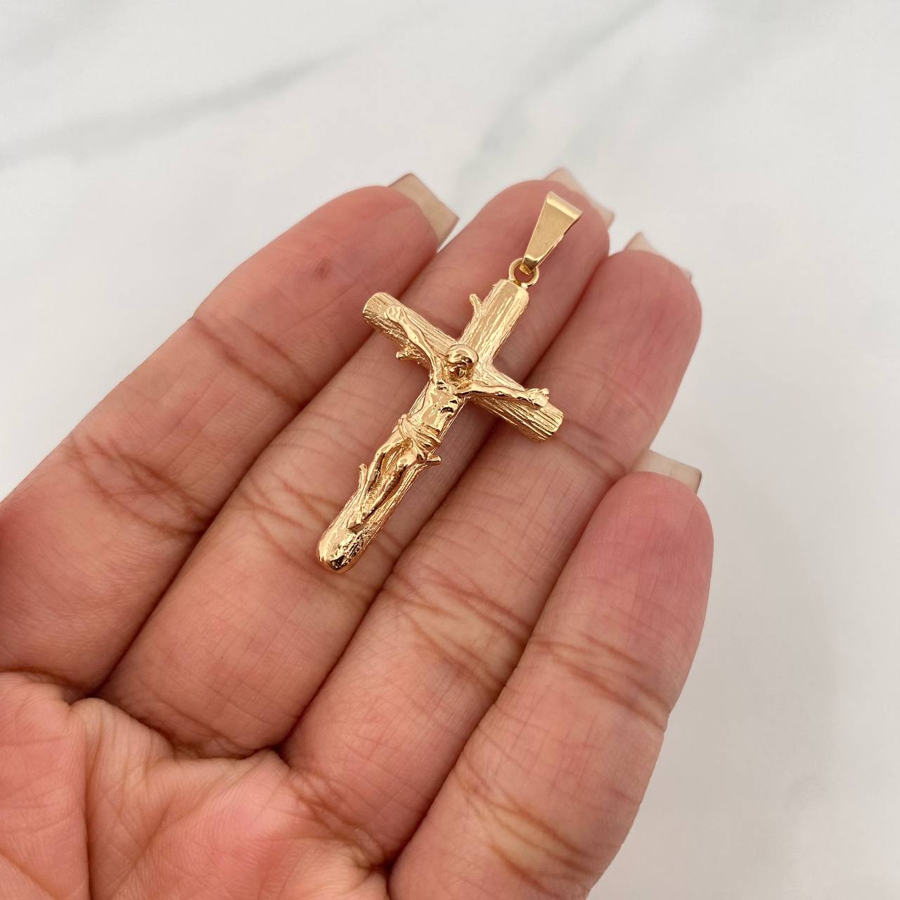 Dije Cruz Cristo 4.55 g / 1 3/4 in Oro Amarillo 18K