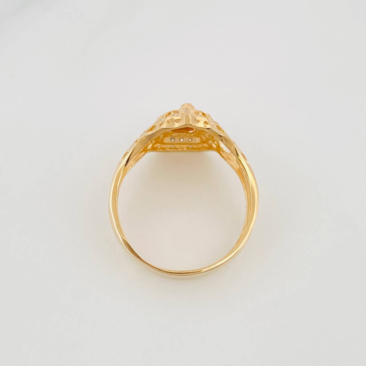 Virgin of Guadalupe Ring 3.3 g / Size 7 3/4 Yellow Gold 18K
