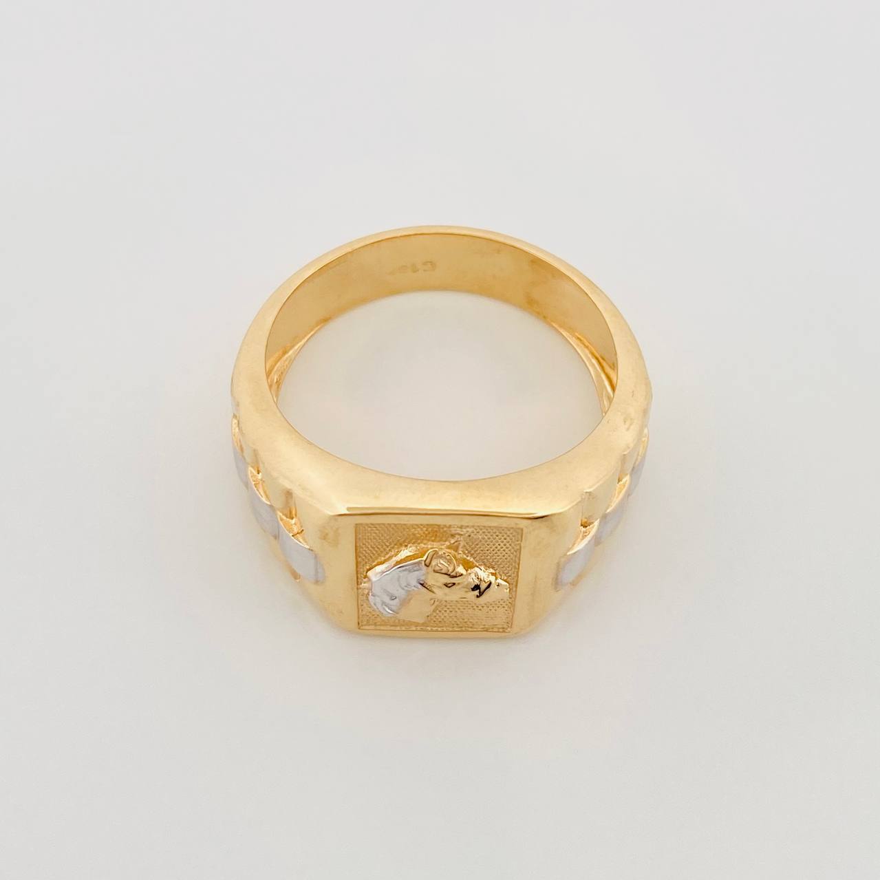 Anillo Sello Caballo 7.1 g / T9 1/4 Dos Oros Amarillo Blanco 18K