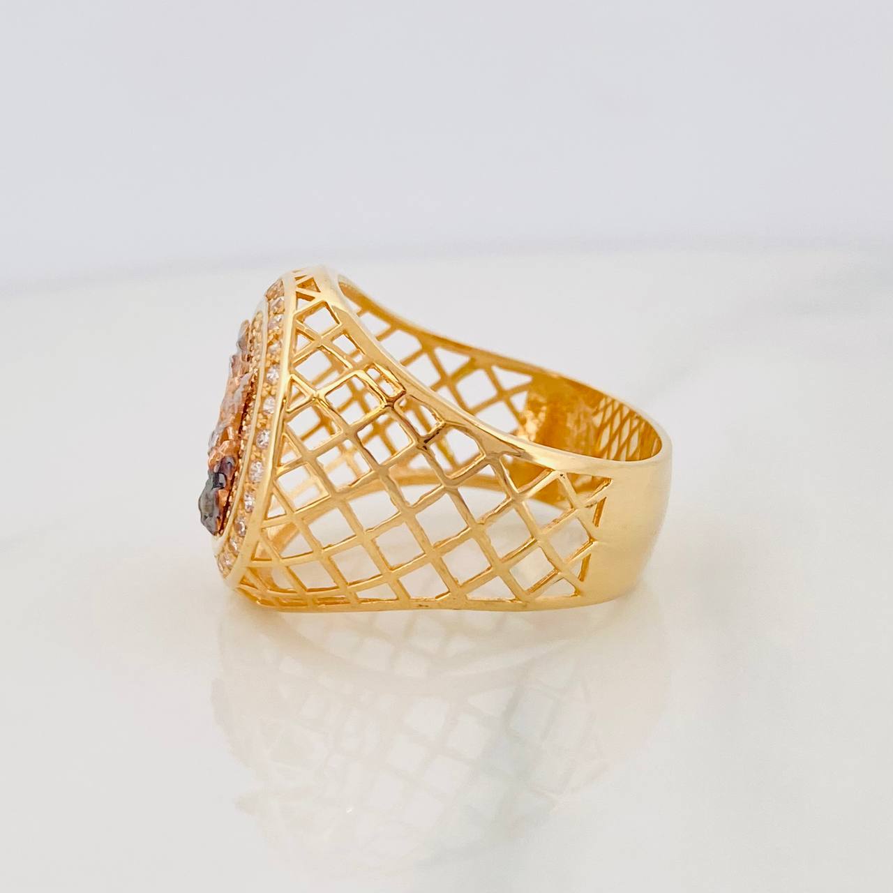 Saint Michael Archangel Ring 7.3g / T9 1/4 Three Golds 18K