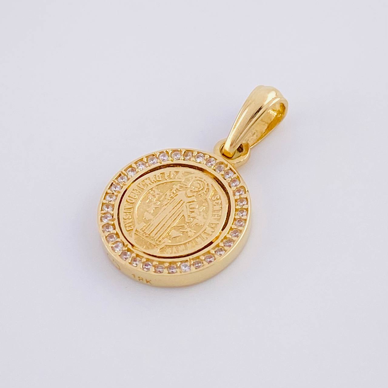 Dije Medalla San Benito 2.4g / 1 in Oro Amarillo 18K