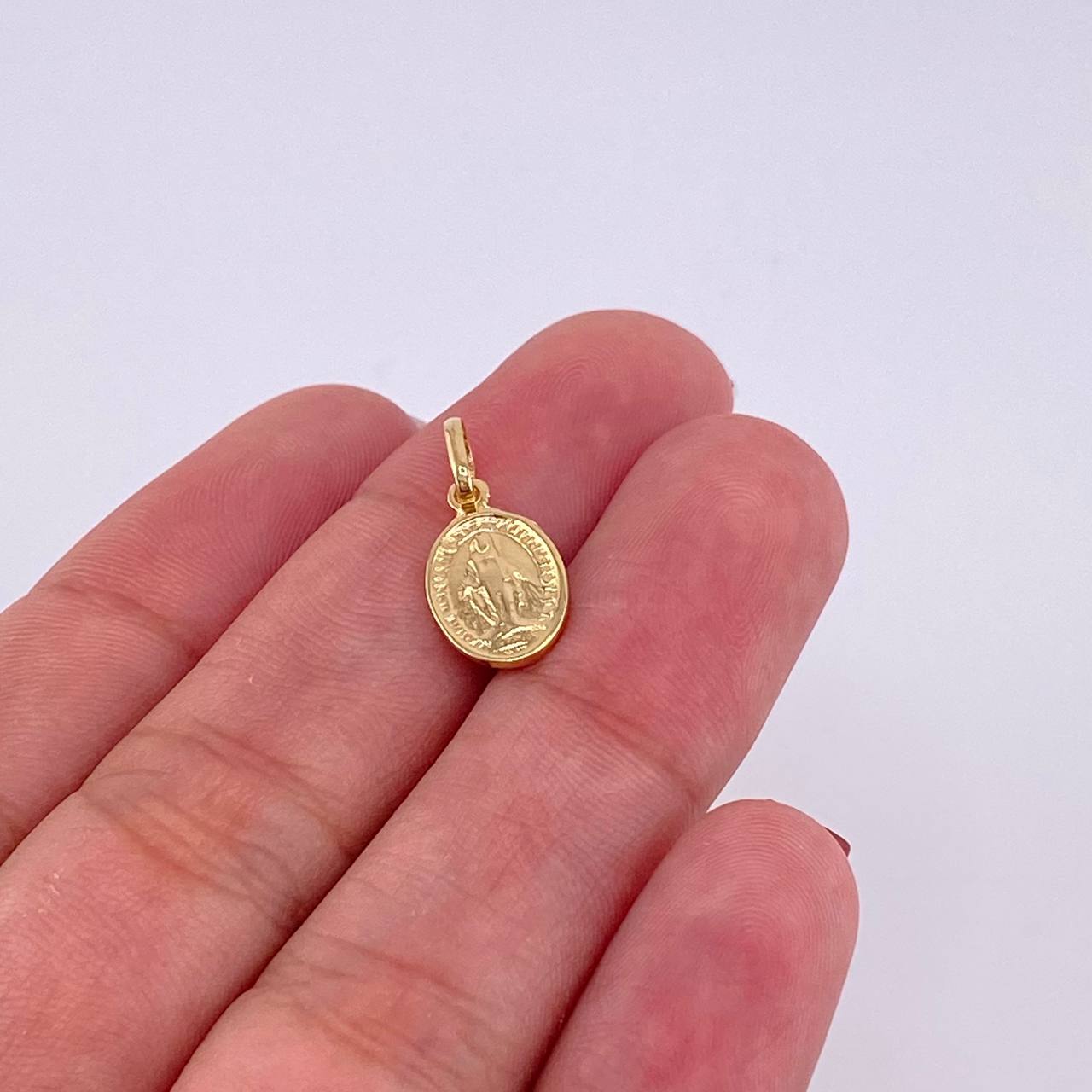 Dije Virgen Milagrosa 1g / 3/4 in Oro Amarillo 18K