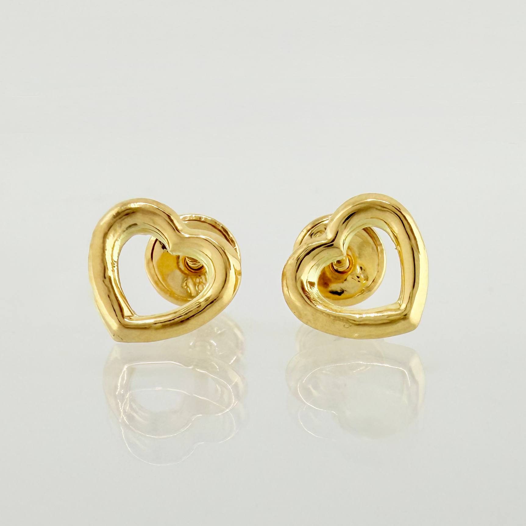 Stud Earrings Heart 0.65gr / 8mm Yellow Gold 18K