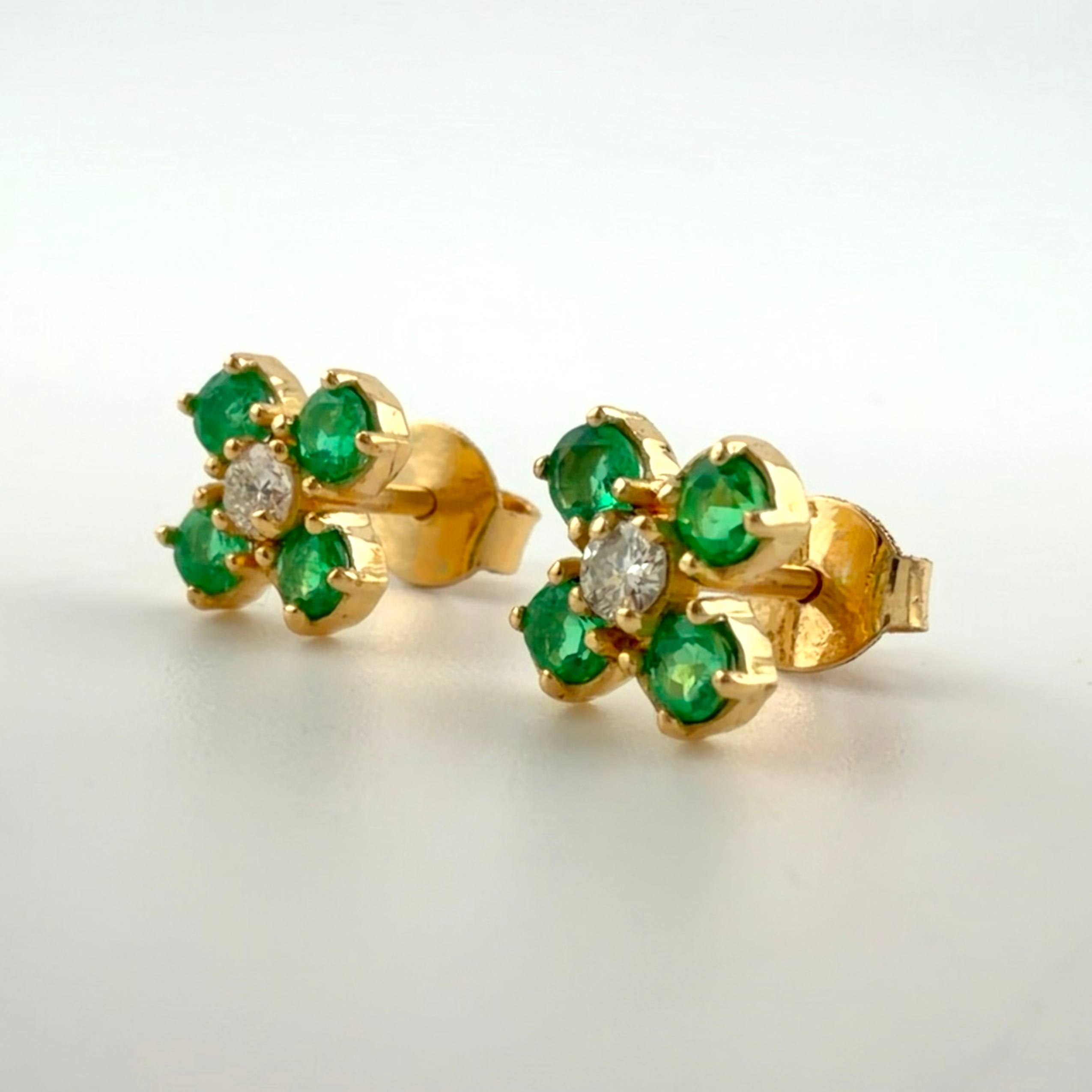 Topos Trebol Cuatro Petalos Esmeralda 80pts Diamantes 20pts 2.05gr / 6mm Oro Amarillo 18K *