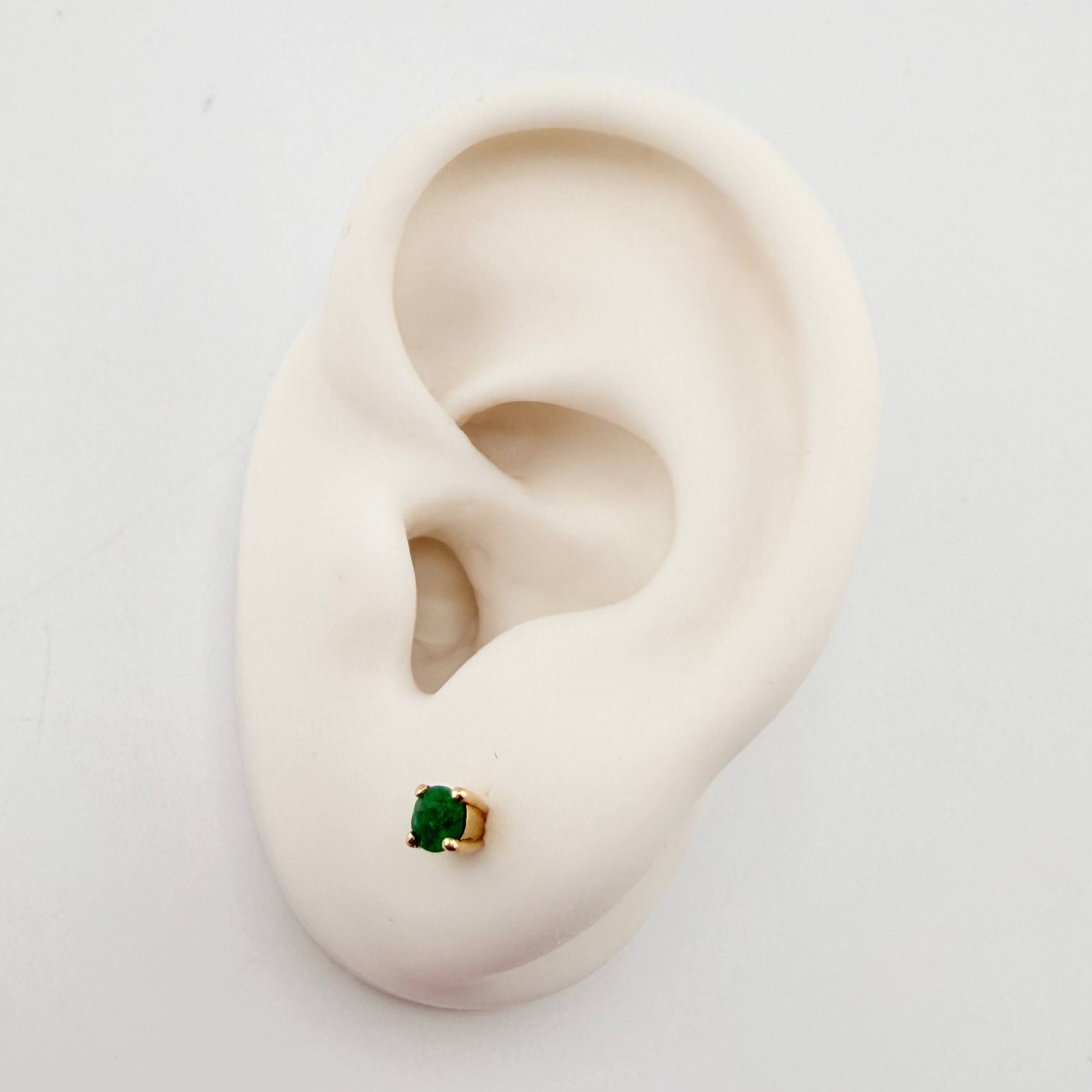 Topos Cuatro Garras Esmeraldas 30pts 1.3gr / 3.5mm Oro Amarillo 18K *