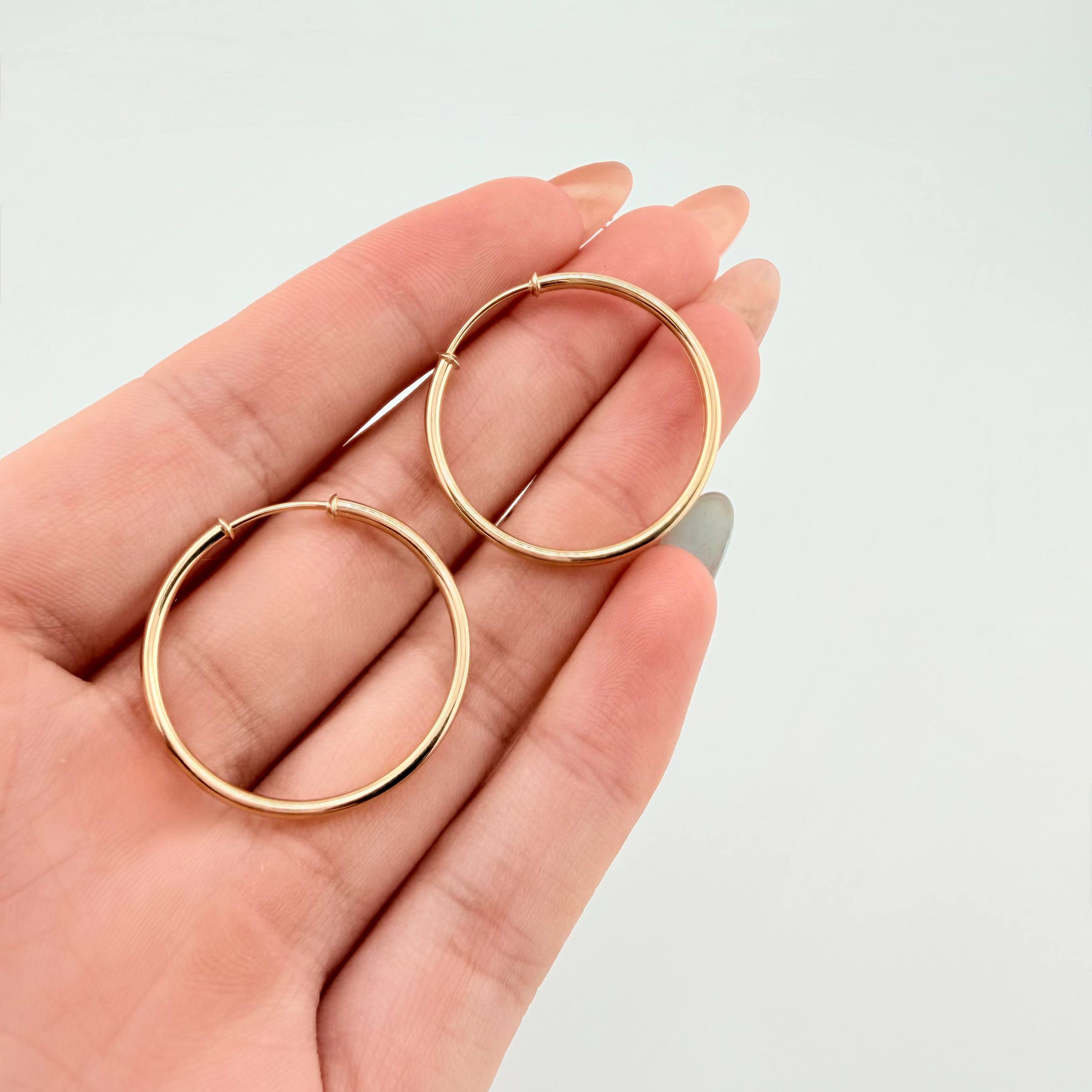 Candongas Aro Liso 2.25gr / 1 in / Oro Amarillo 18K