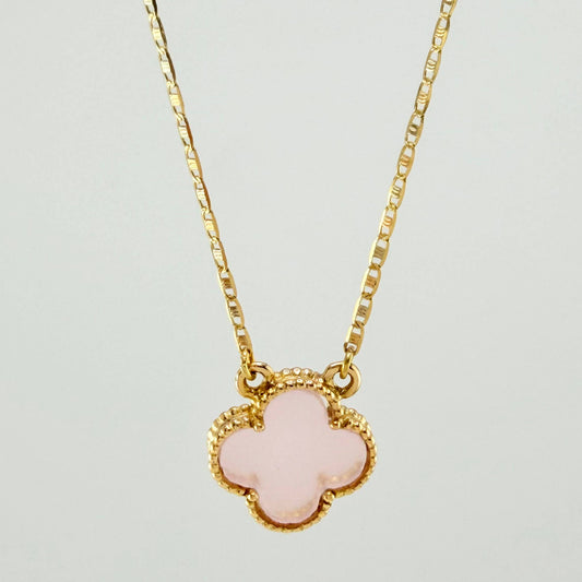 Cadena Plana Trebol Nacar Rosado 3.3gr / 17 3/4 in / 1.2mm Tres Oros +4 18K *
