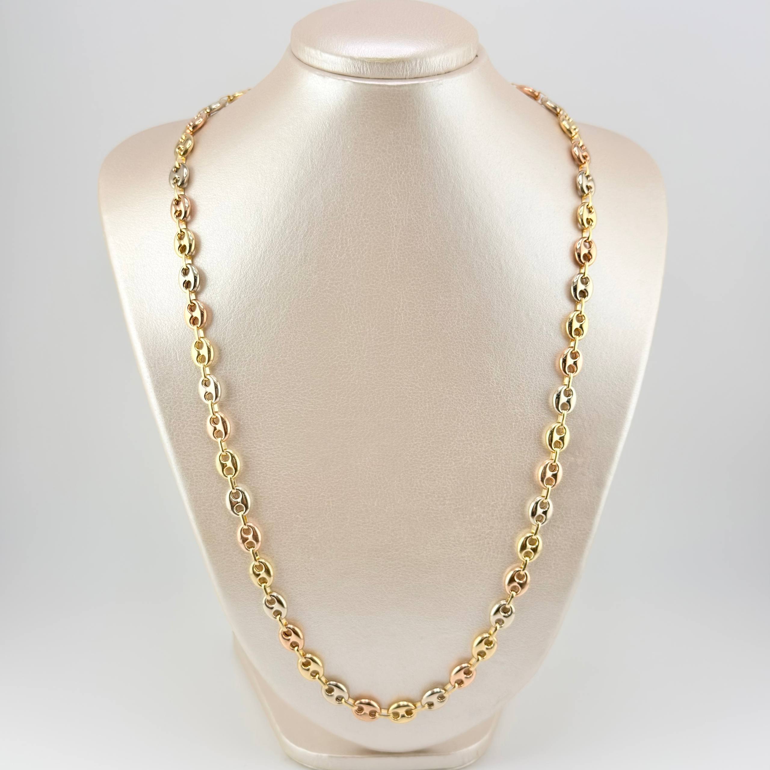 Cadena GC 21.9gr / 26 1/2 in / 8mm Tres Oros 18K ©