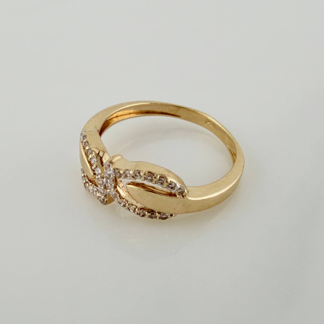 Leaves Silhouette Ring 2.2gr / T6 1/2 / Two-tone 18K Yellow and White Gold %
