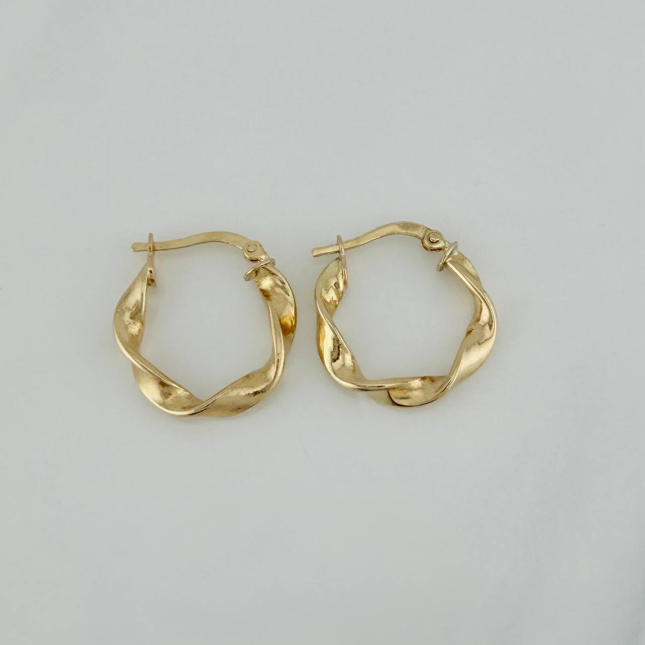 Candongas Azir 1.9 g / 3/4 in Oro Amarillo 18K