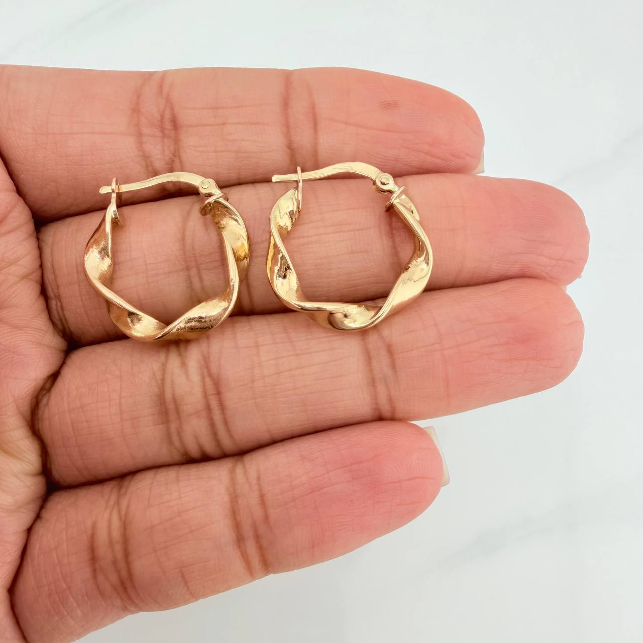 Candongas Azir 2.15 g / 1 in Oro Amarillo 18K