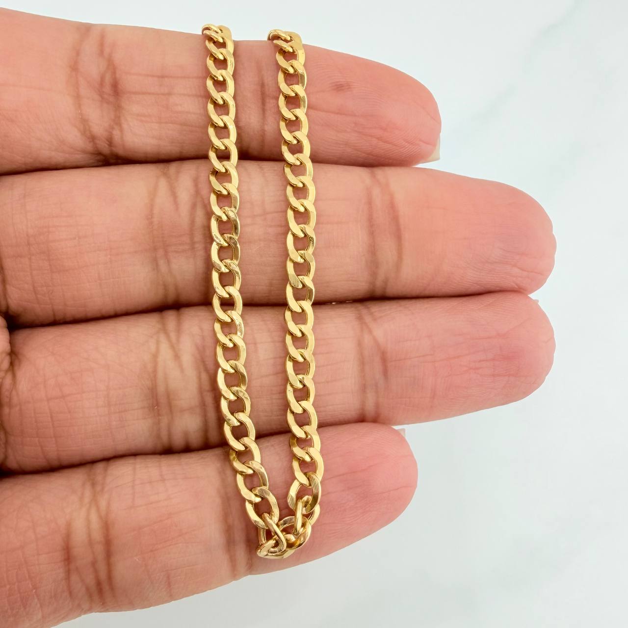 Pulso Cubano 2.6 g / 7 3/4 in / 1.2 mm Oro Amarillo 18K