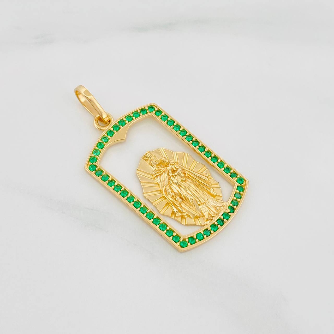 Dije Placa Virgen Del Carmen 4.55 g / 1 1/4 in Oro Amarillo 18K