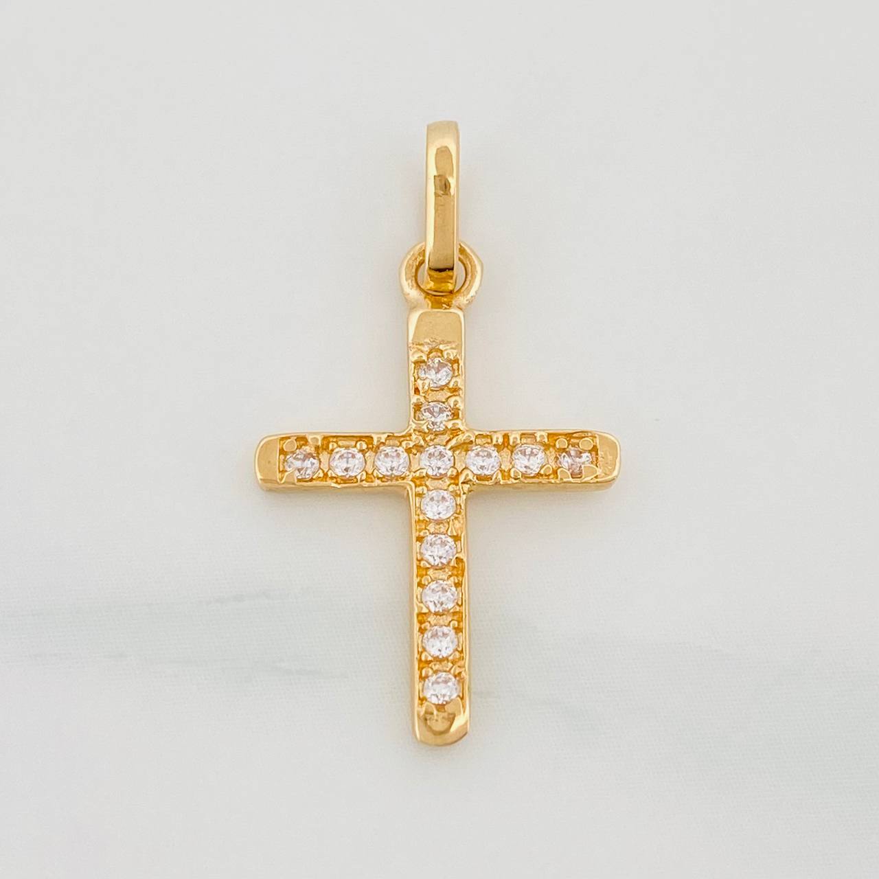 Dije Cruz 1.05 g / 3/4 in Oro Amarillo 18K