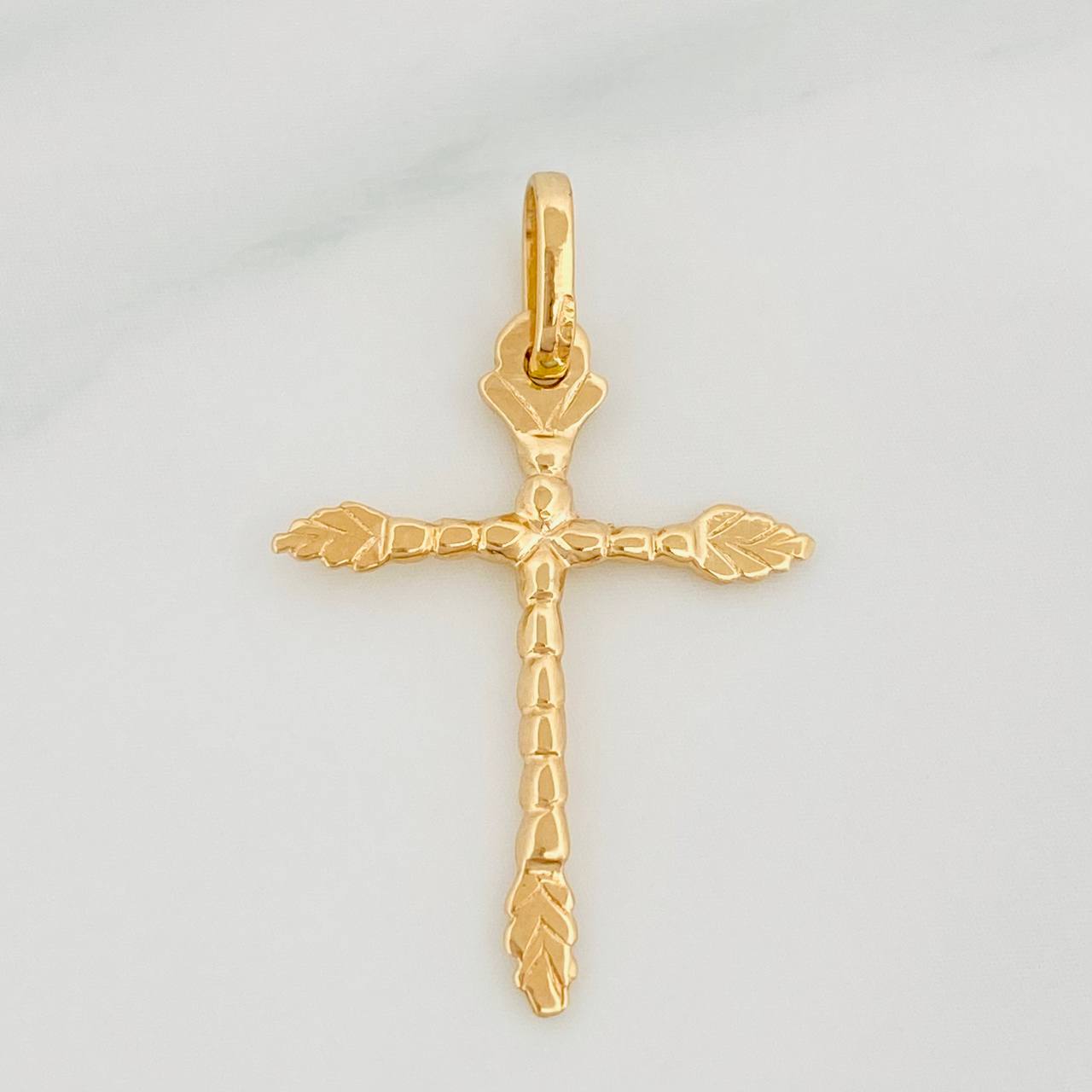 Dije Cruz Rustica 1 g / 1 1/4 in Oro Amarillo 18K