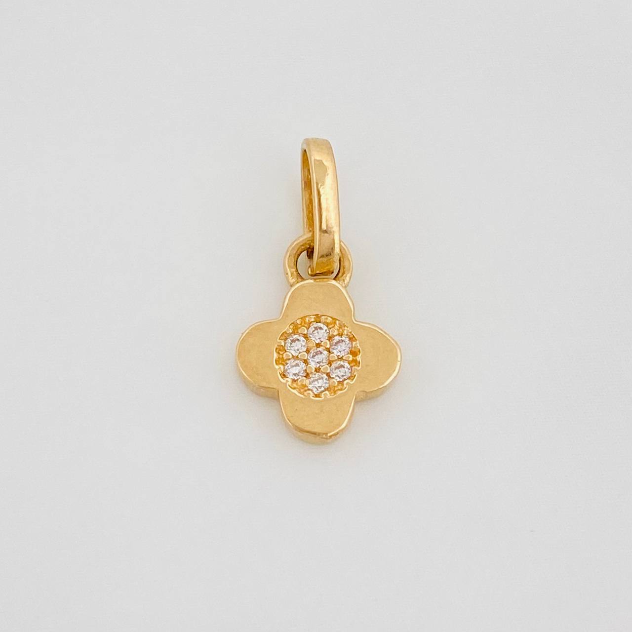 Dije Flor 0.7 g / 1/2 in Oro Amarillo 18K