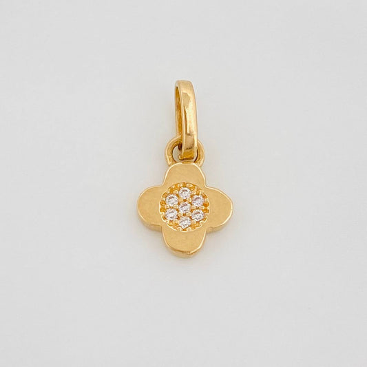 Dije Flor 0.7 g / 1/2 in Oro Amarillo 18K